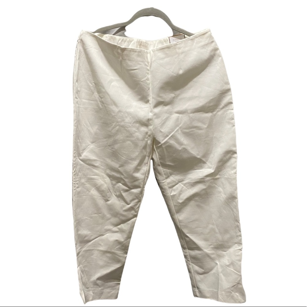 NWT Chico’s The Ultimate Fit Crop